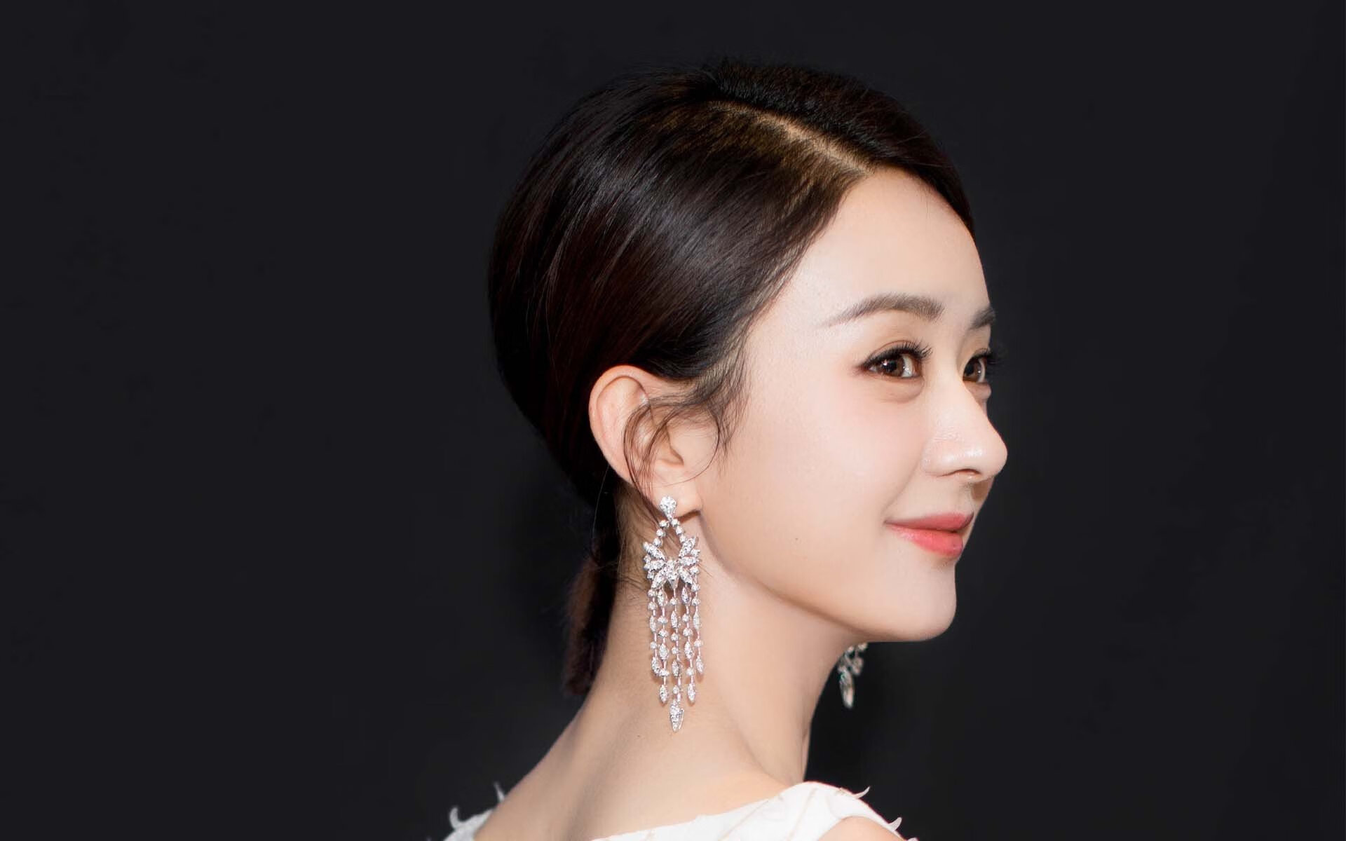 快攻节奏下的回传选择是否更具迷惑性,快攻形式